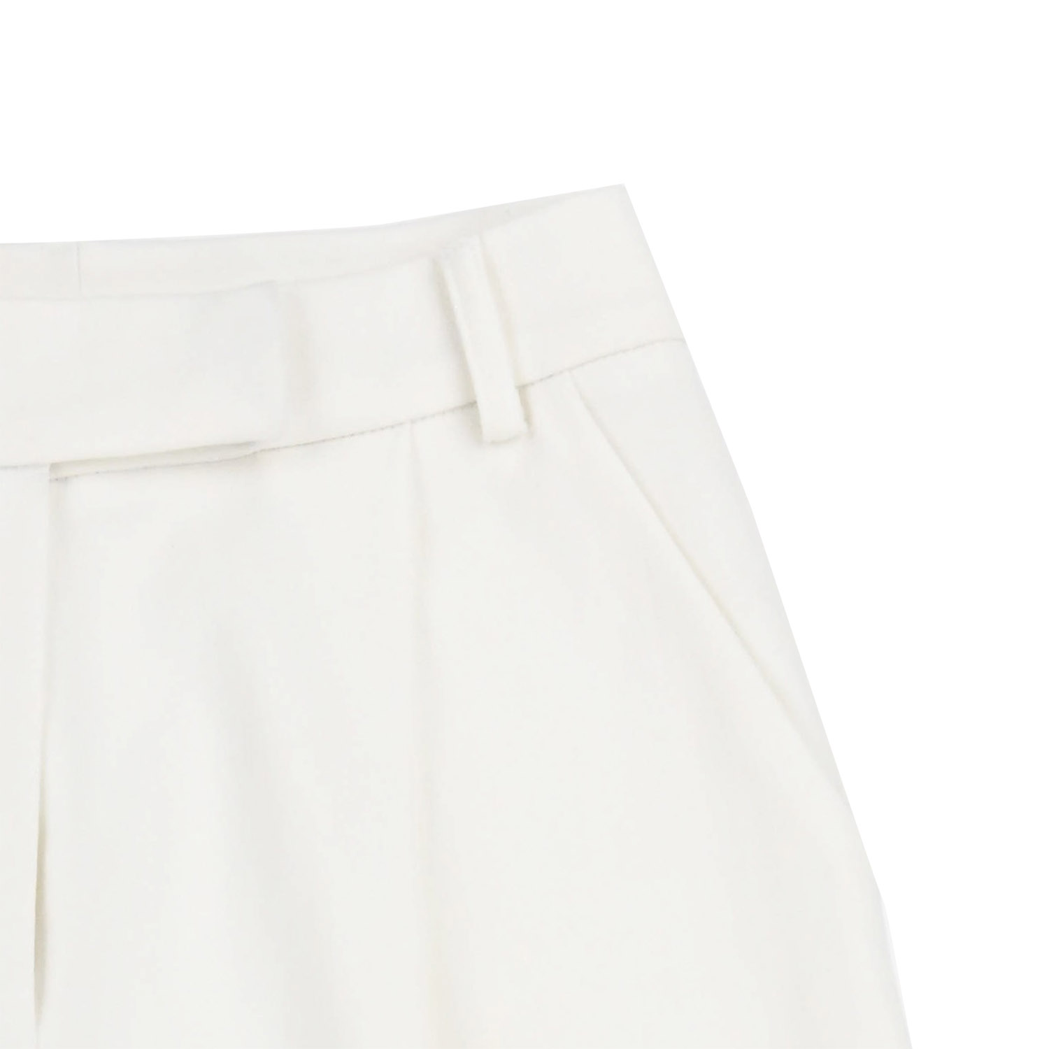 Белые широкие брюки со стрелками