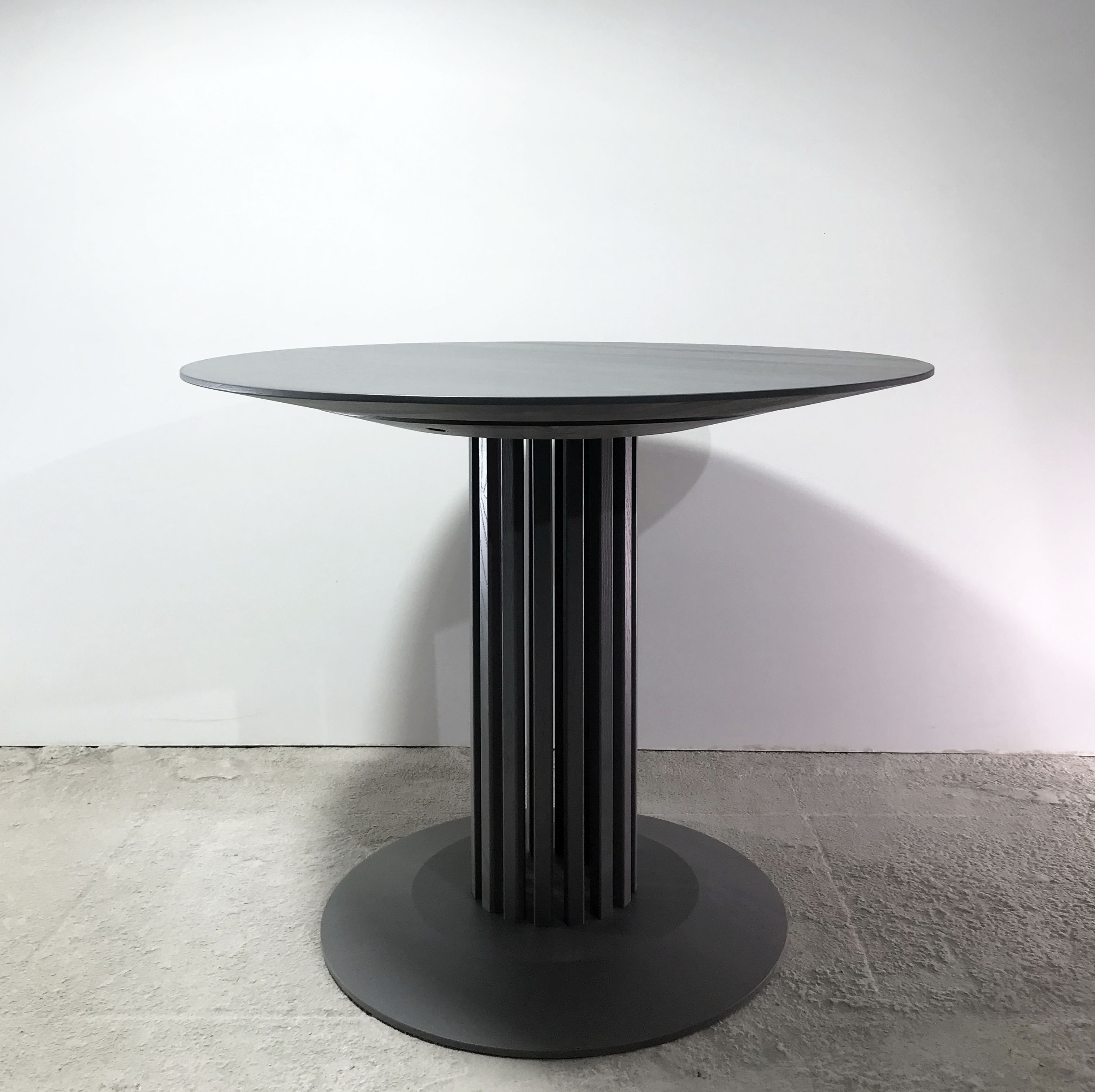 СТОЛ круглый ELEMENT GREY