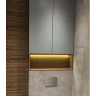 Шкаф над инсталляцией с открытой полкой