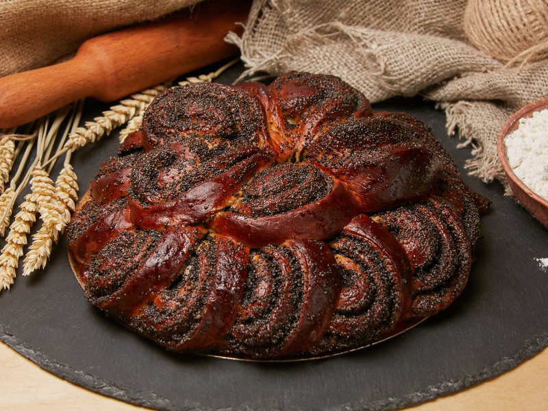 Пирог маковый кружевной.