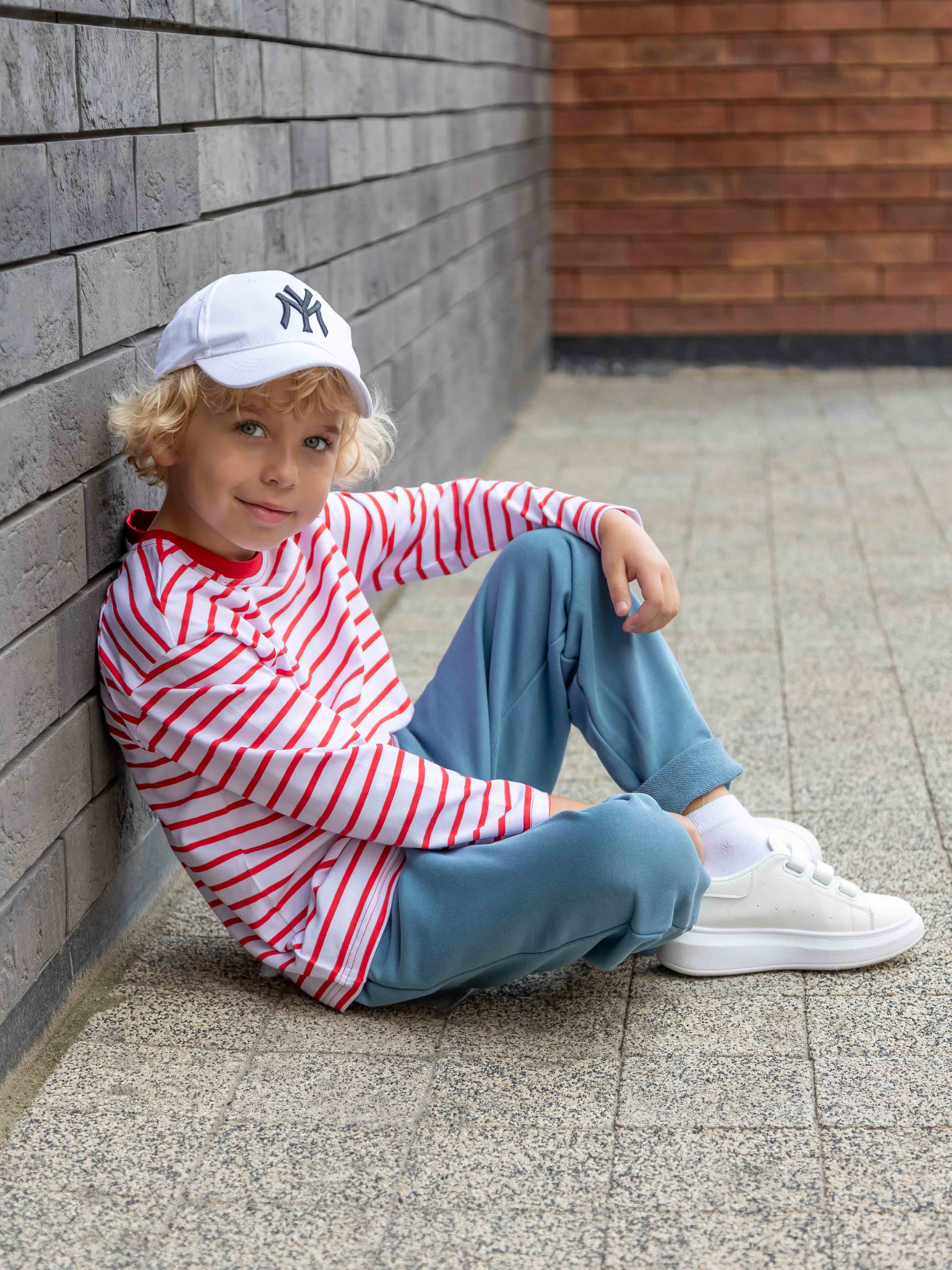 Лонгслив в полоску