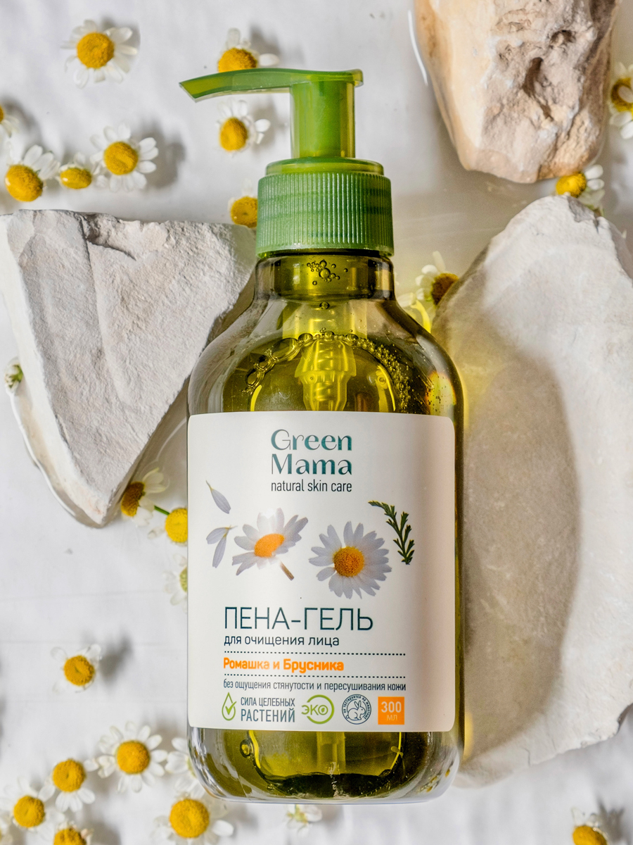 Пена-гель для очищения лица "Ромашка и брусника"