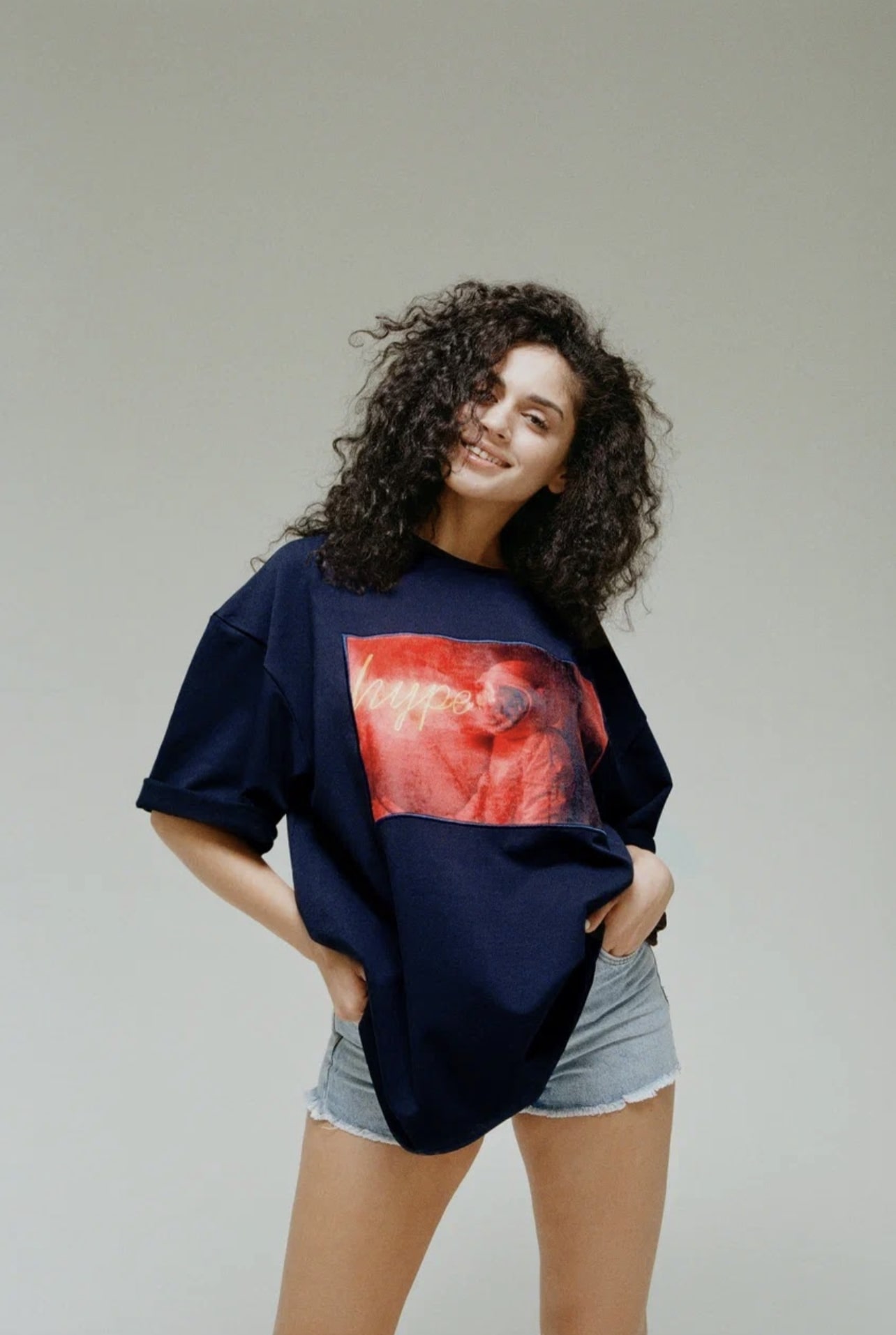 Футболка adult size "Astronaut Hype" в темно-синем цвете