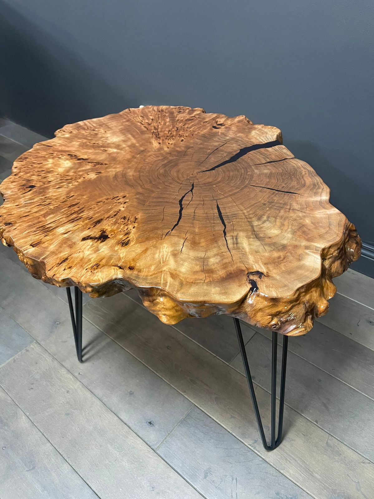 Журнальный столик