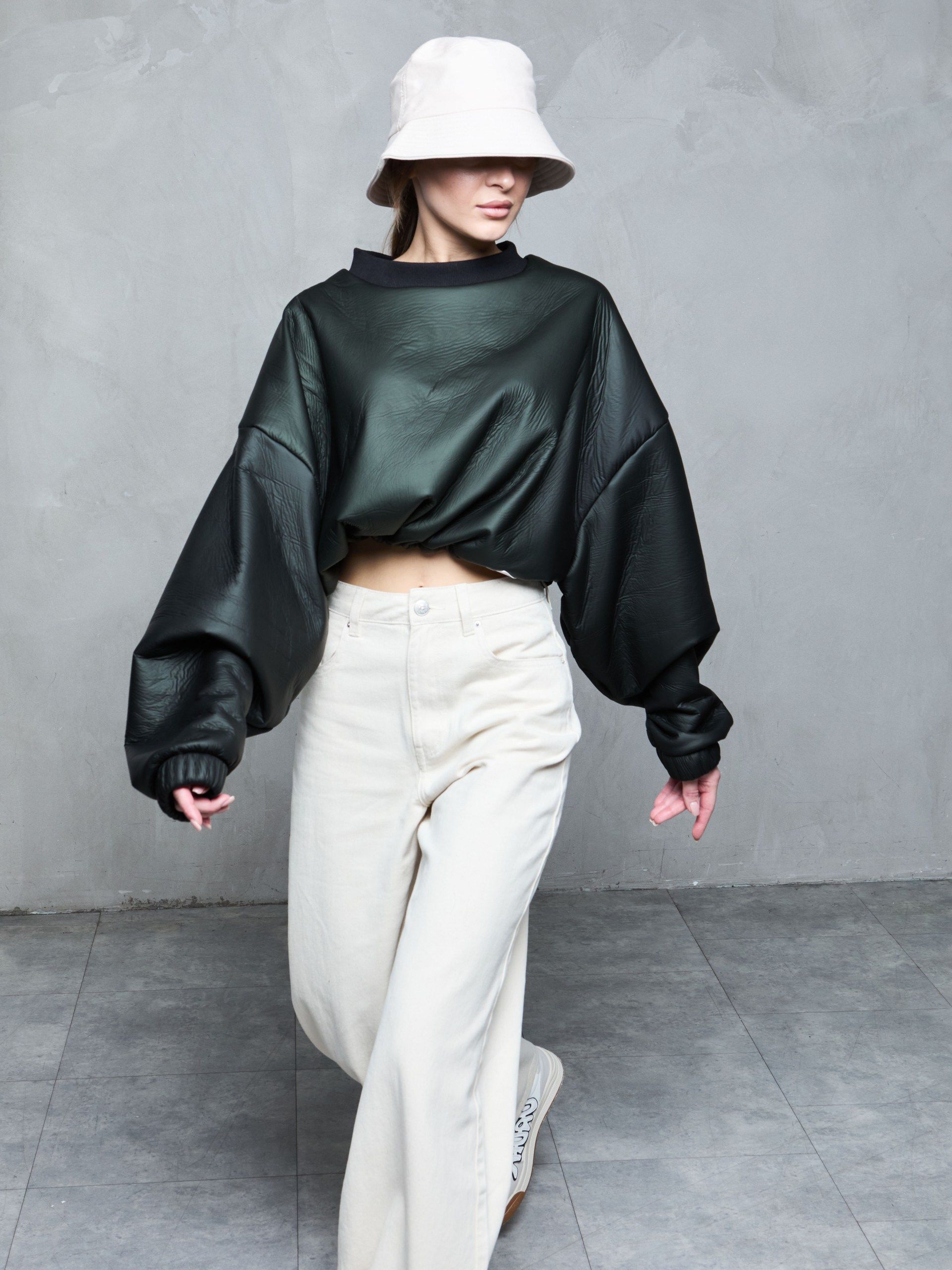 Свитшот оверсайз на резинке