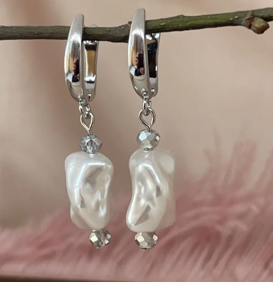 Серьги с подвеской из жемчуга