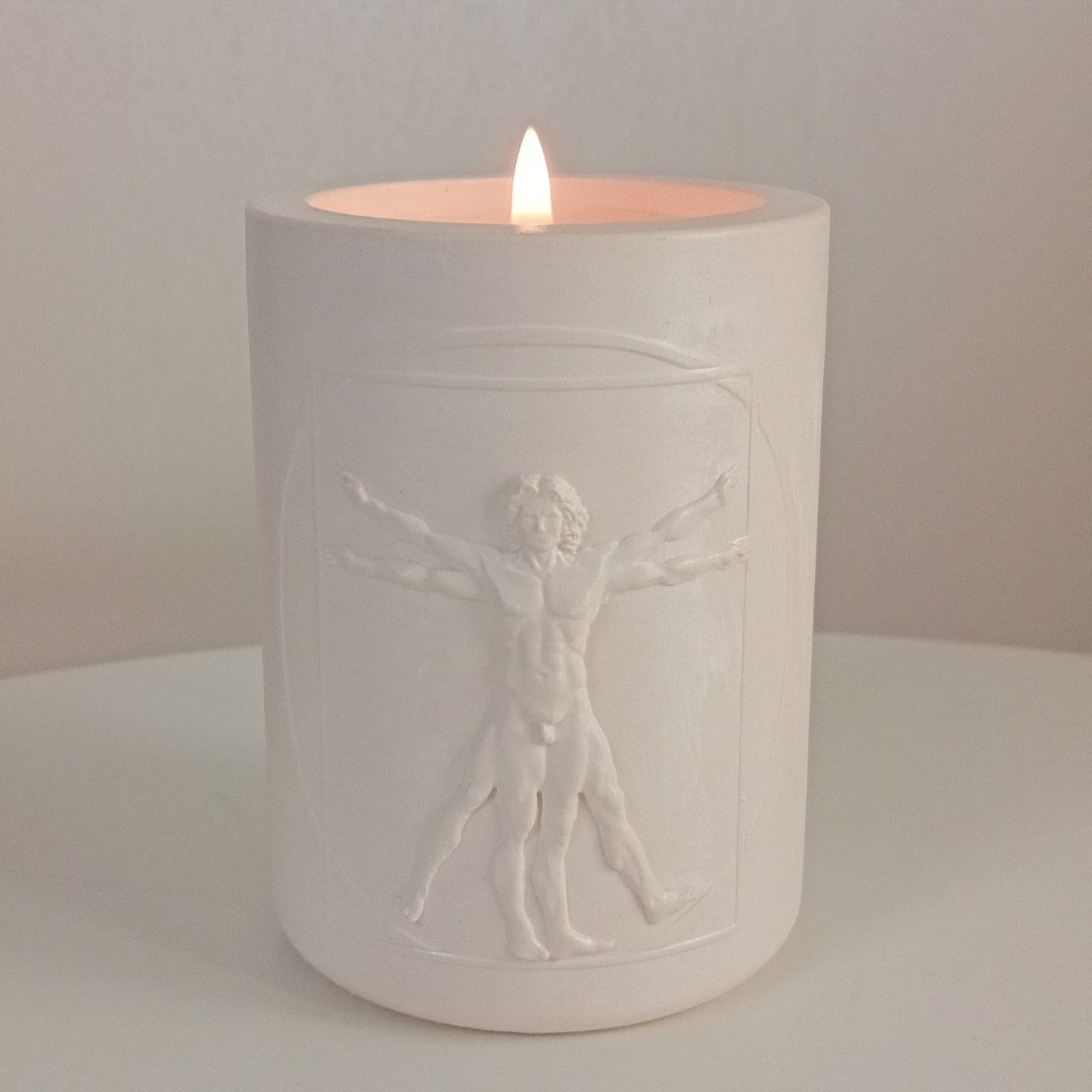 Ароматическая свеча ЧЕЛОВЕК БЕЗУПРЕЧНЫЙ (аромат Асаи и сливы)