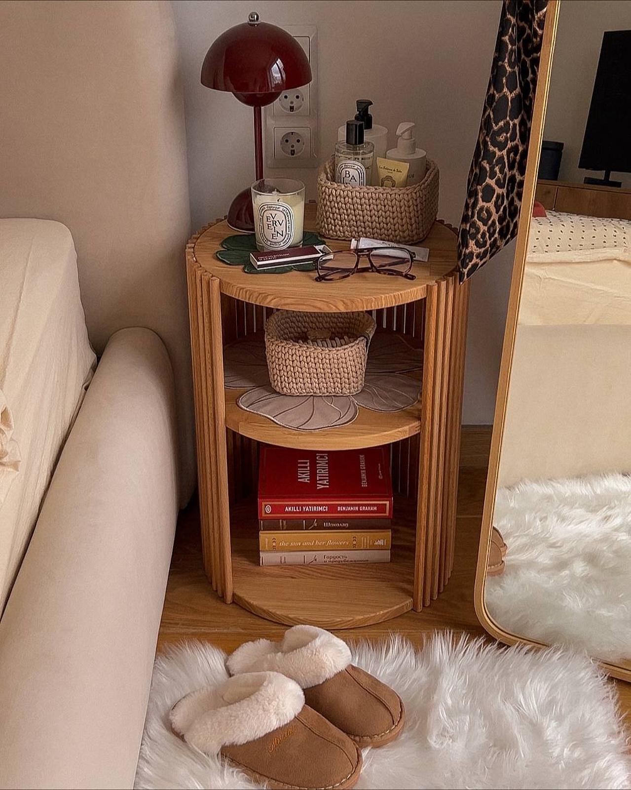 Тумба из массива бука