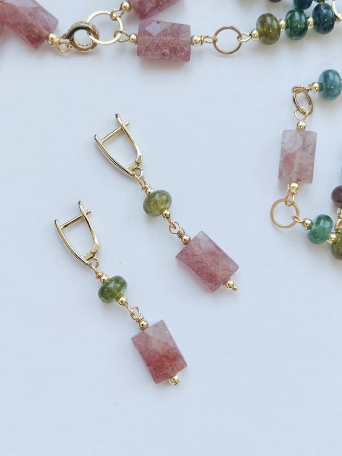 Серьги с кварцем и халцедоном