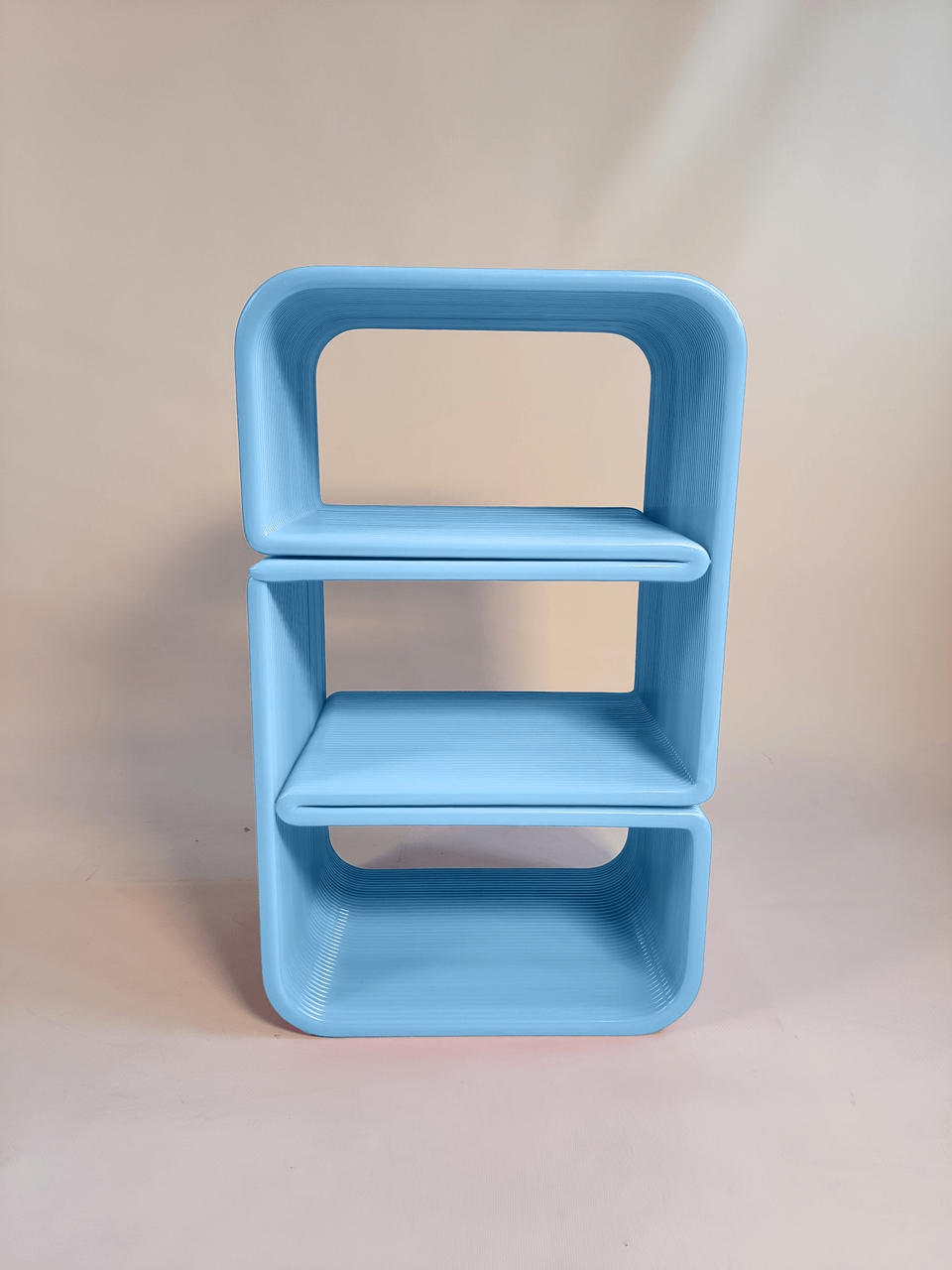 Столик-тумба TrashBack, переработанный 3D пластик