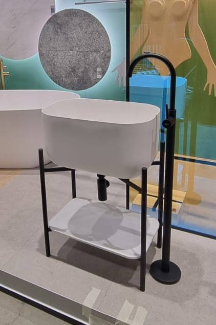 WBK60001 CHASHA – Набор 2 в1: металлическая консоль с раковиной