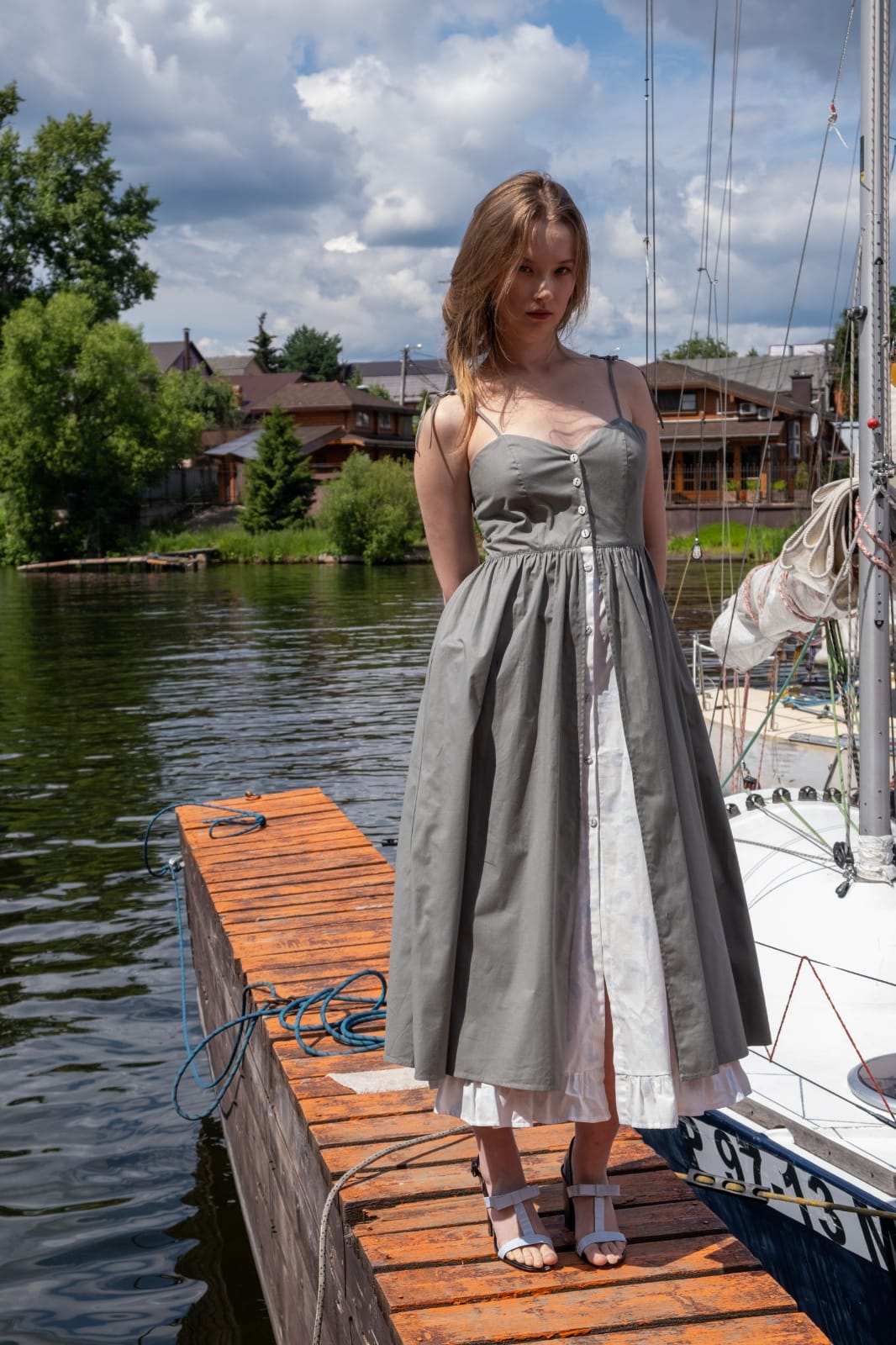 Платье с двойной юбкой
