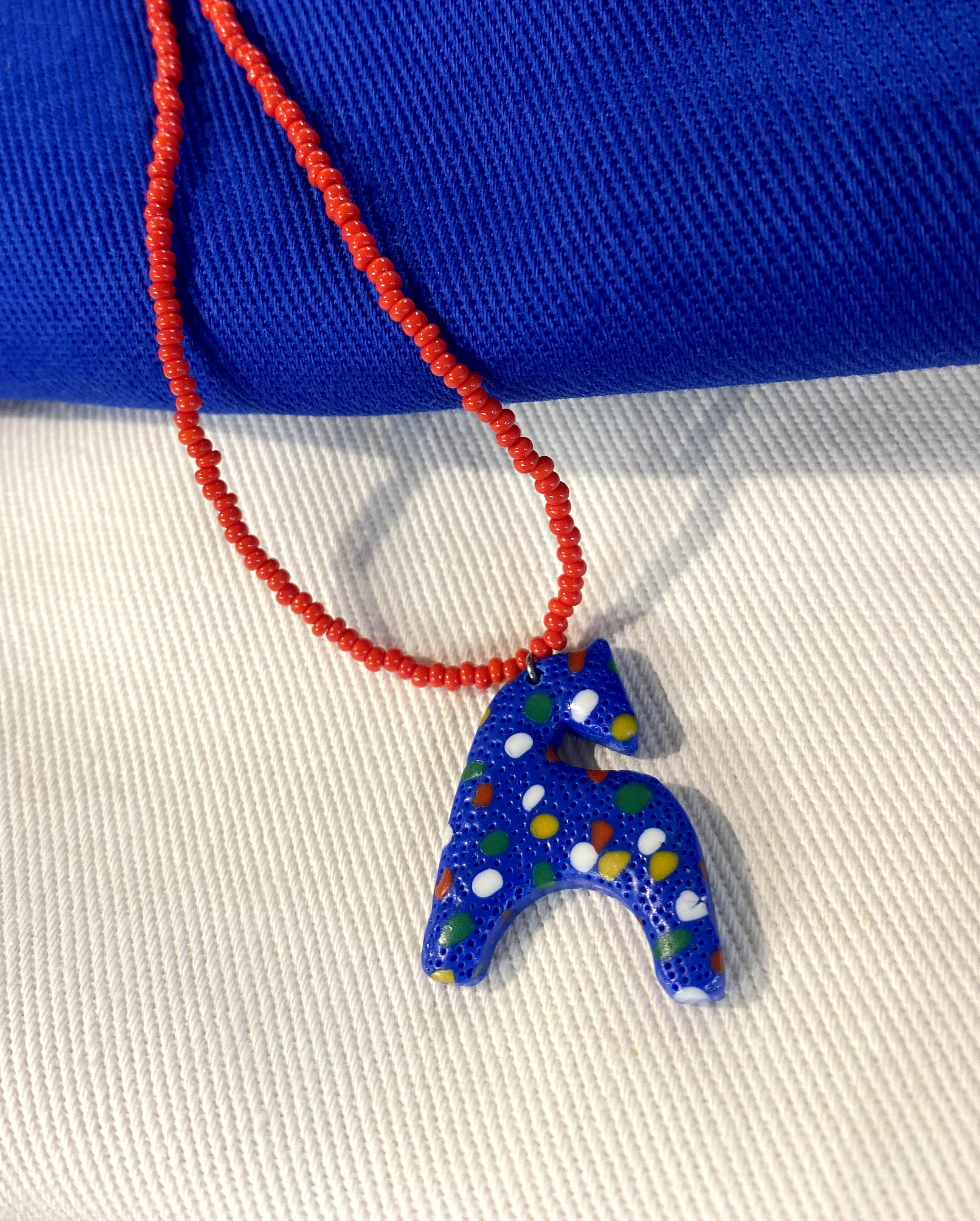 Подвеска Коняшка Electric Blue фактурно-серпантинный