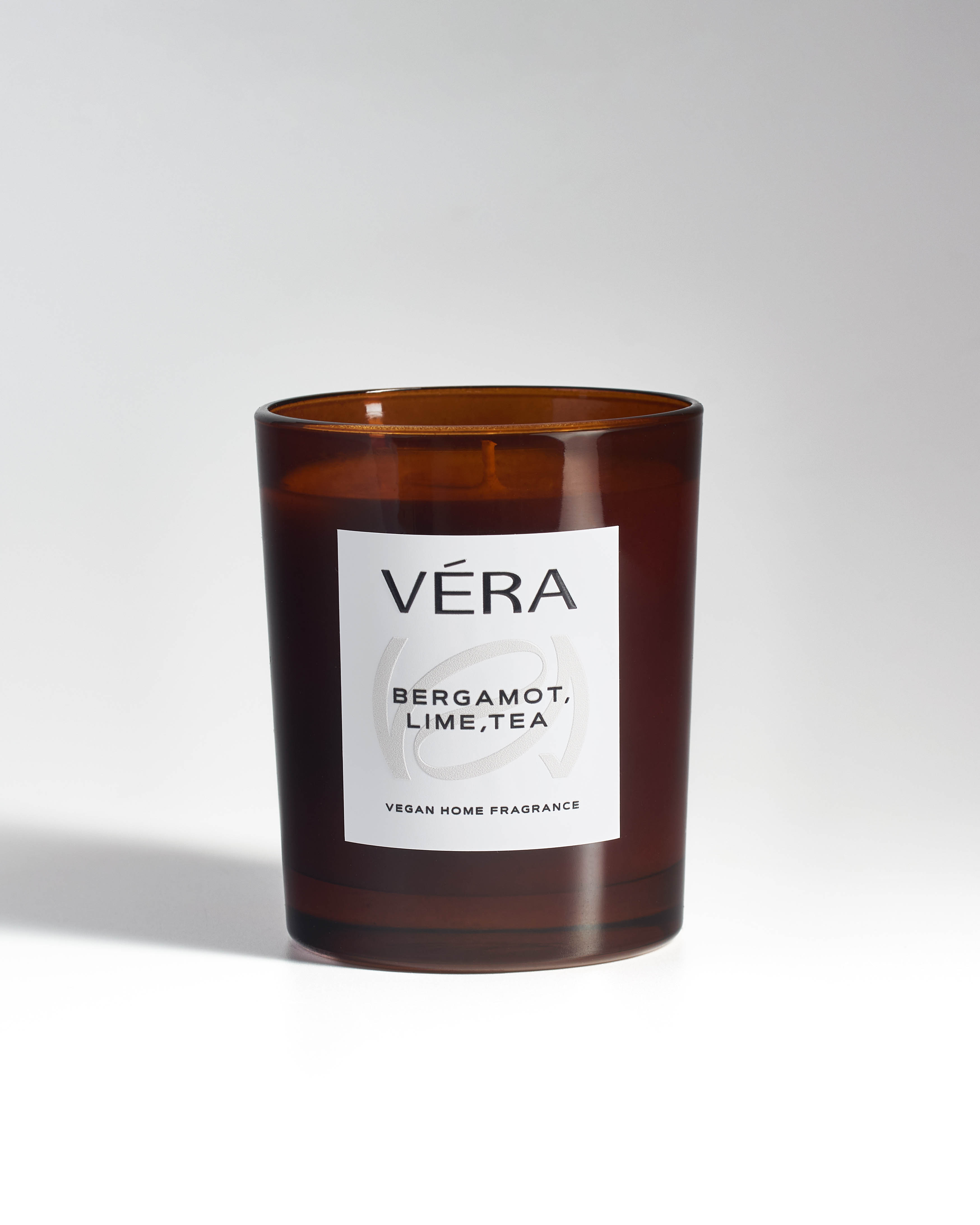Ароматическая свеча BERGAMOT • LIME • TEA LEAVES