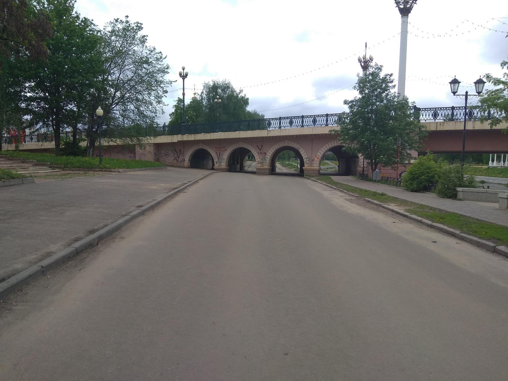 Железнодорожный мост в Орле. Суворовский мост Александровский район. Высота проезда под мостом. Газель под мостом Орел.