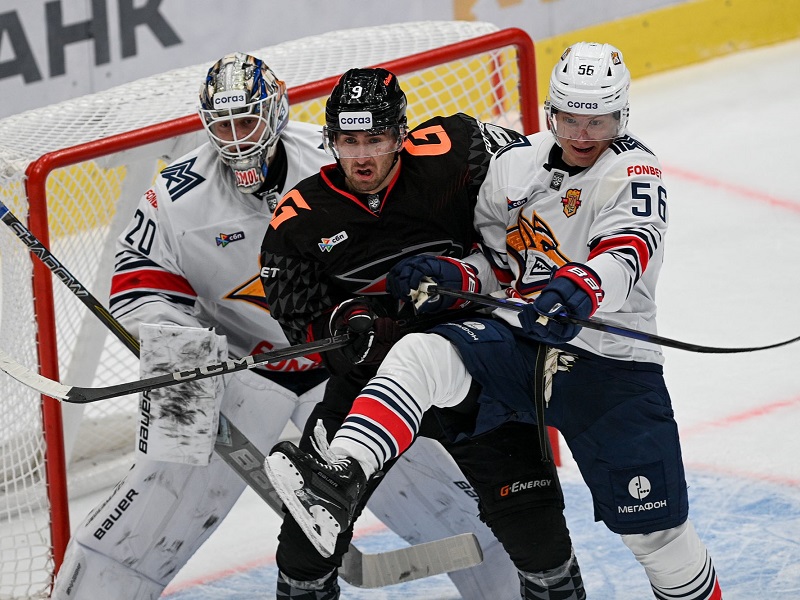 А. Батрак: «Металлург» — один из главных претендентов на Кубок Гагарина вместе с минским «Динамо» и «Авангардом»