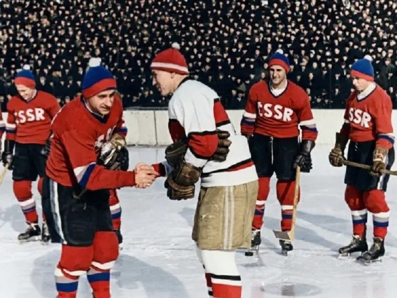 65 лет назад в Омске состоялся первый международный матч