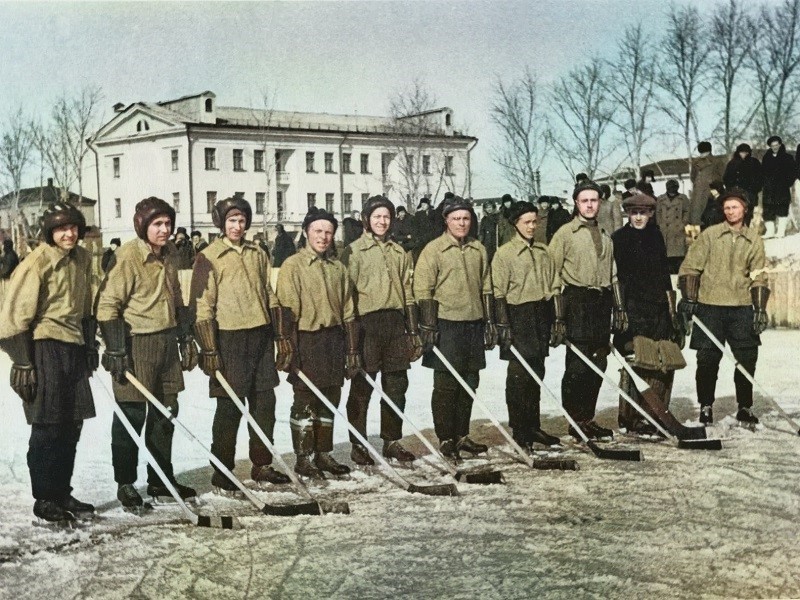 75 лет назад «Авангард» сыграл первый официальный матч