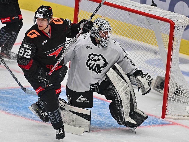 Прагматичный «Авангард» против неуступчивого «Трактора»