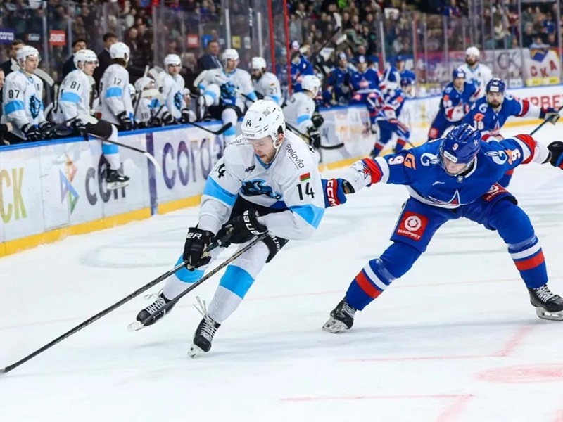 Ларионов и Разин пишут историю, Квартальнов хочет выйти на СКА. Главные события недели в КХЛ