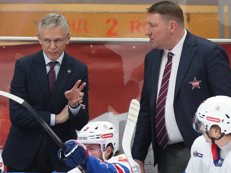 Ларионов постоянно принижает другие команды. На фоне поражений СКА это выглядит странно и нелепо