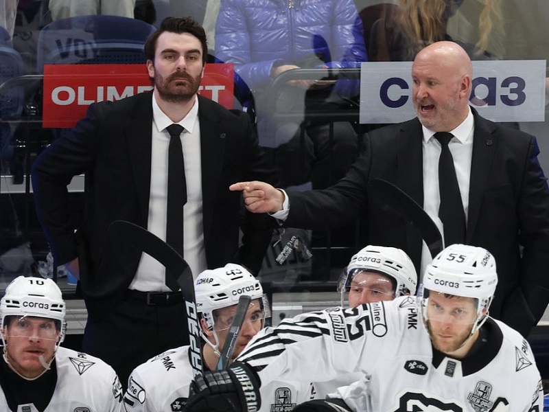 Время канадских тренеров в Челябинске закончилось. Что теперь делать «Трактору»?