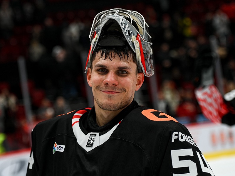 Никита Серебряков – в топ-3 вратарей чемпионата по количеству побед