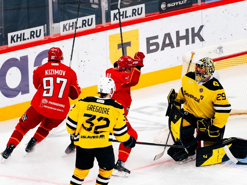 800-й матч Ткачёва, 500-я победа «Автомобилиста», окончание серии Моторыгина. Моменты дня