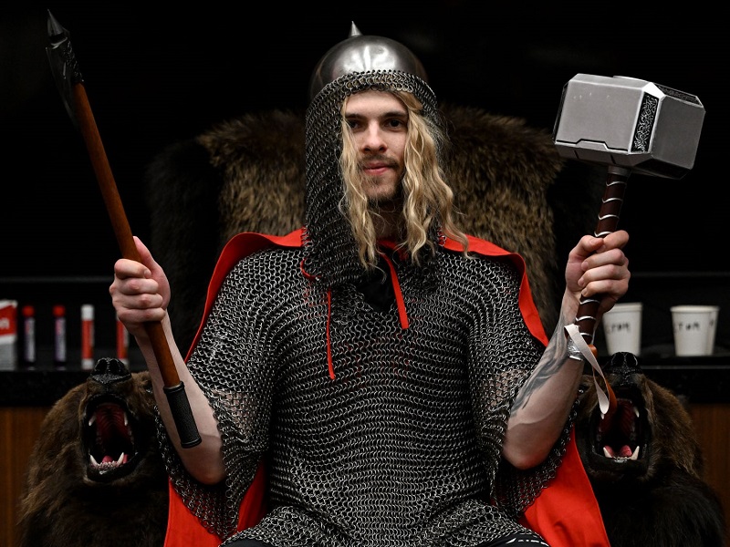 ЦСКА «убивает» бывший игрок, «Салават» потерял основного вратаря. Обзор плей-офф КХЛ