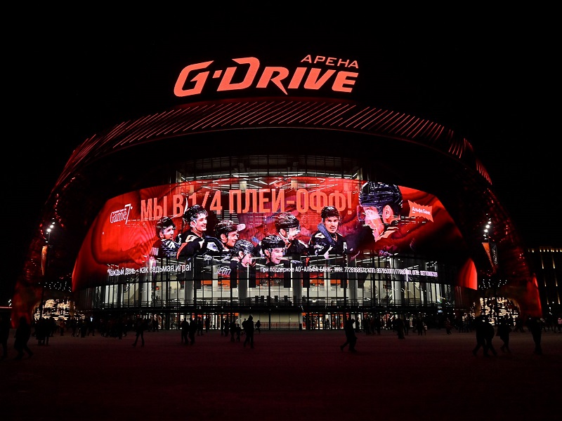 «Авангард» вытащил матч за минуту, «Локомотив» отыгрался с 0:2, стали известны три пары второго раунда