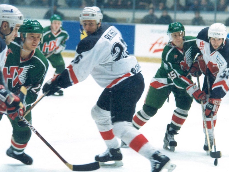 30-й плей-офф «Авангарда»