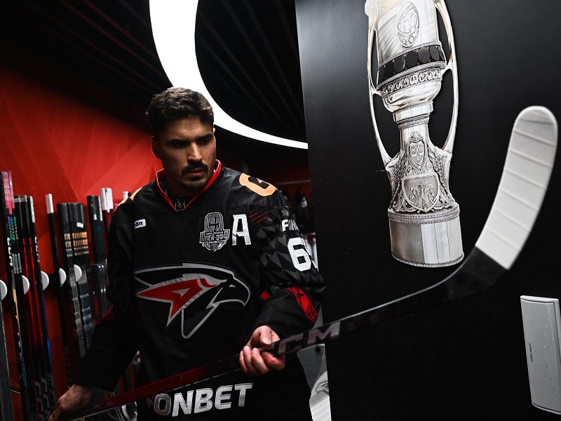 Наиль Якупов: «Надо играть и по счёту, и продолжать давление»