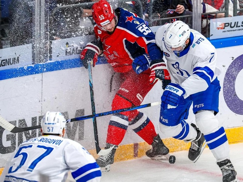Московское «Динамо» в матче с ЦСКА повторило антирекорд КХЛ по броскам в створ ворот