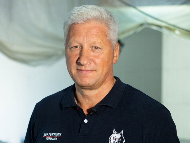 «Успех есть. Договорились со штабом Гришина о сотрудничестве в следующем сезоне». Интервью гендиректора «Нефтехимика» Ларионова