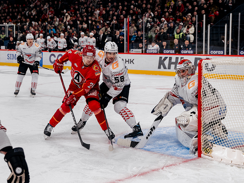 ПОДСЛУШАНО: КАМЕРУ УБИРАЙ | Матч «Автомобилист» - «Авангард» (ВИДЕО)