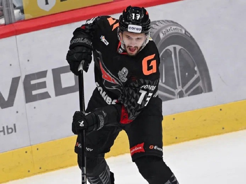 Константин Окулов повторил личный бомбардирский рекорд в плей-офф КХЛ