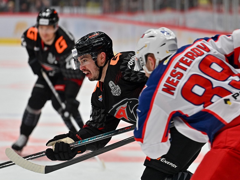 Алексей Потапов: «Не думаю, что «Авангард» «всухую» выиграет серию с ЦСКА»