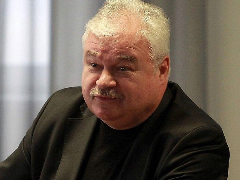 Владимир Плющев: «У ЦСКА мало шансов зацепиться в пятой игре против «Авангарда». Омичи по игре выглядят достаточно эффективно»