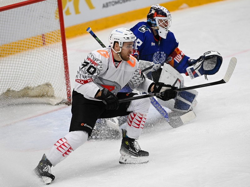 Кто из клубов добавил, а кто ухудшил результаты?