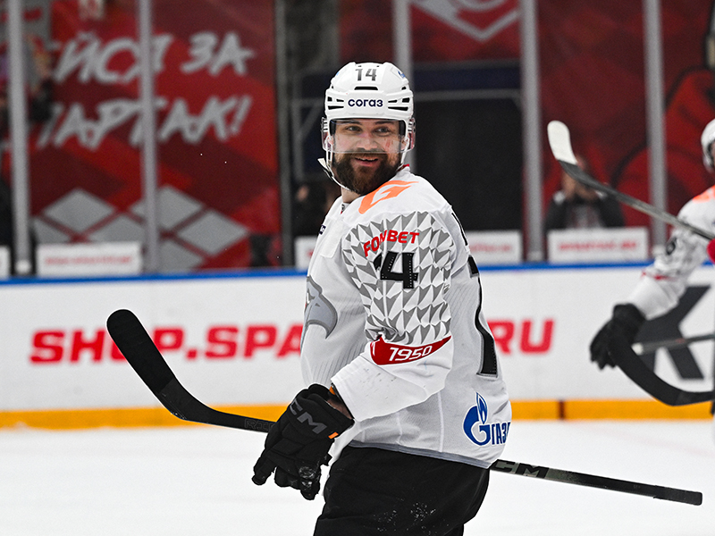 УВЕРЕННАЯ ПОБЕДА В МОСКВЕ | Раздевалка «Авангарда» после матча со «Спартаком» (ВИДЕО)