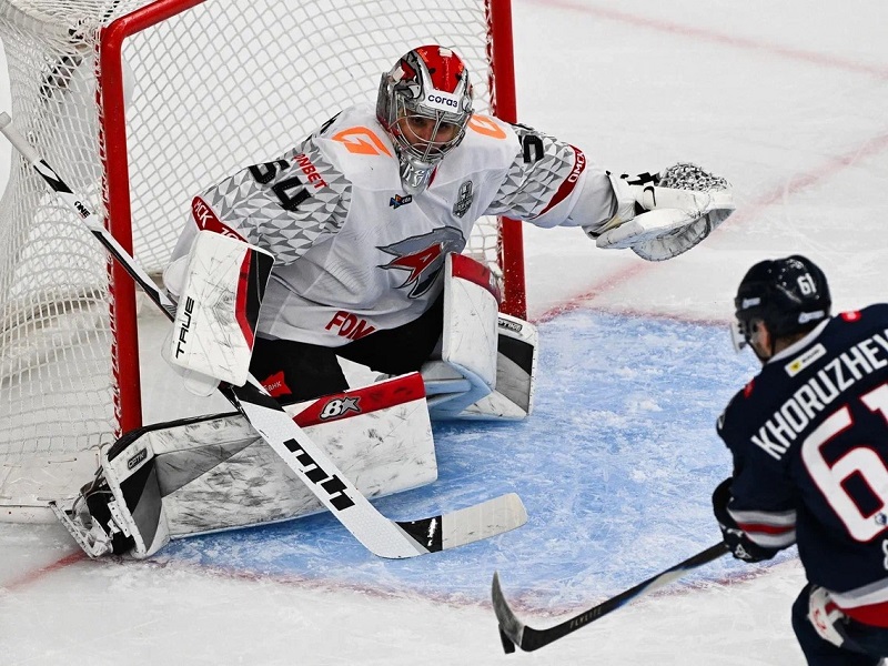 Никита Серебряков вышел на пятое место по количеству матчей среди вратарей «Авангарда» в Кубке Гагарина