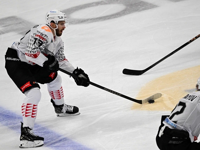 Константин Окулов набрал 55 очков и установил личный рекорд результативности в КХЛ