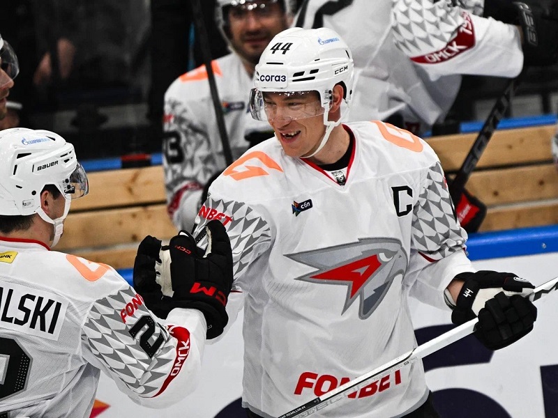 44 факта о Шарипзянове. Побил рекорд Ли, мог оказаться в «Ак Барсе», планов на отъезд в НХЛ нет