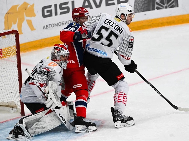 Никита Серебряков вышел на четвёртое место по количеству матчей среди вратарей «Авангарда» в КХЛ