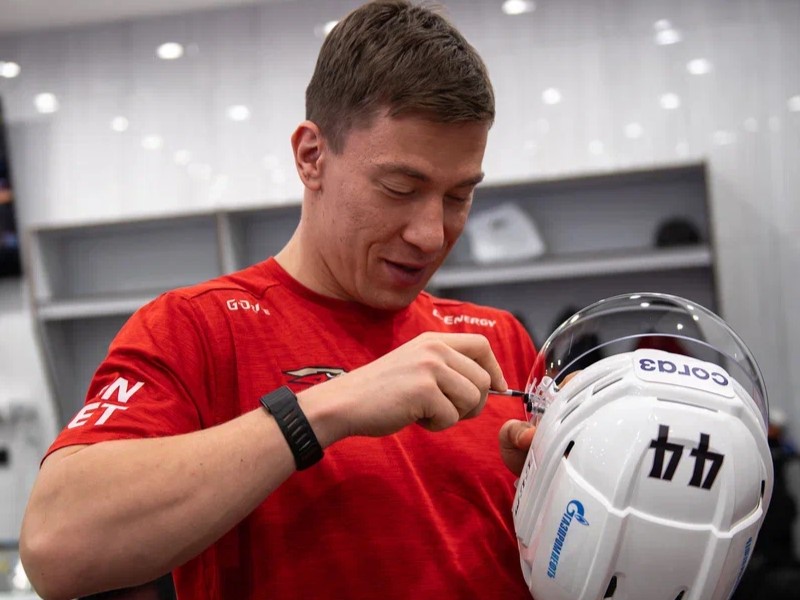 Дамир Шарипзянов - шестой бомбардир-защитник в истории КХЛ