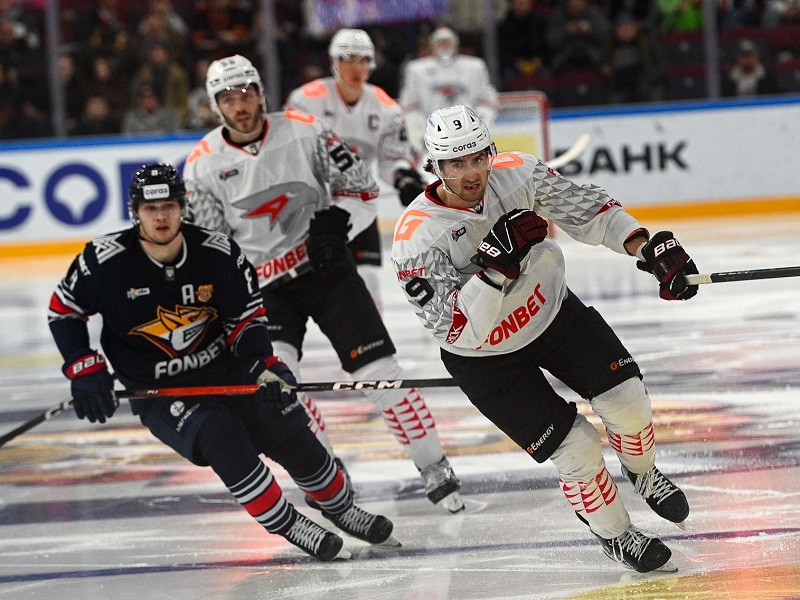 Новые лидеры Запада, стабильный Восток. Итоги первой части сезона КХЛ