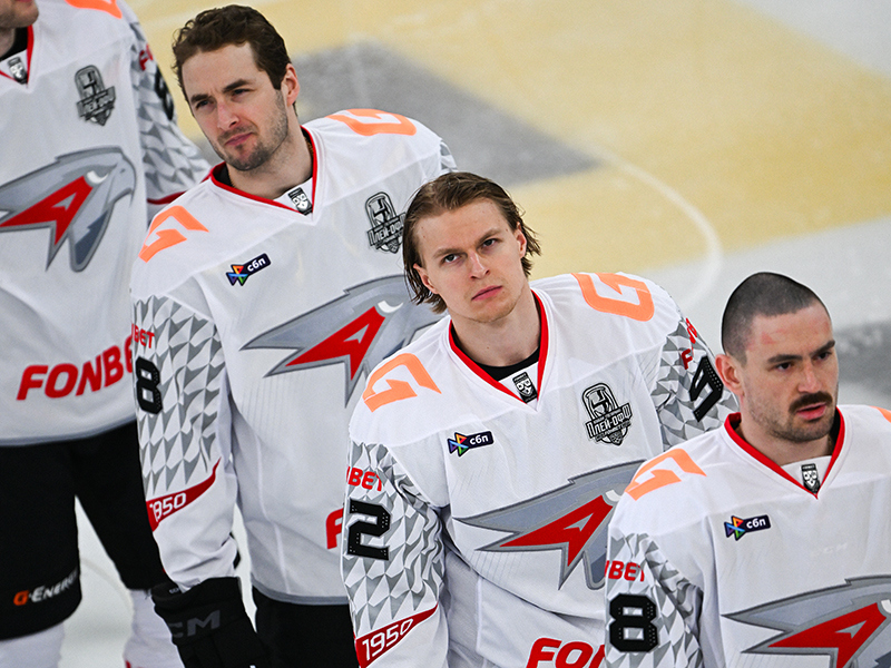 Состав «Авангарда» на четвёртый матч серии против «Нефтехимика»