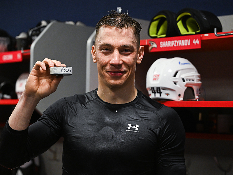 КАПИТАН СТАЛ ЛЕГЕНДОЙ | Победная раздевалка «Авангарда» после матча с «Динамо» Минск (ВИДЕО)