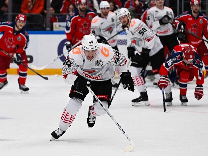 «Локомотив» вышел в полуфинал, «Салават Юлаев» завершил сезон, ЦСКА остался в игре. Моменты дня