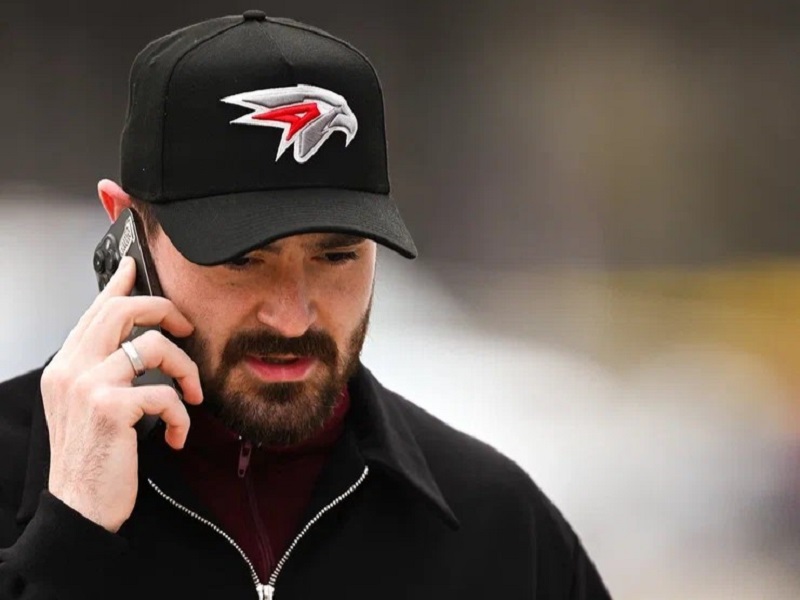 Артём Блажиевский сделал 100 результативных передач в КХЛ